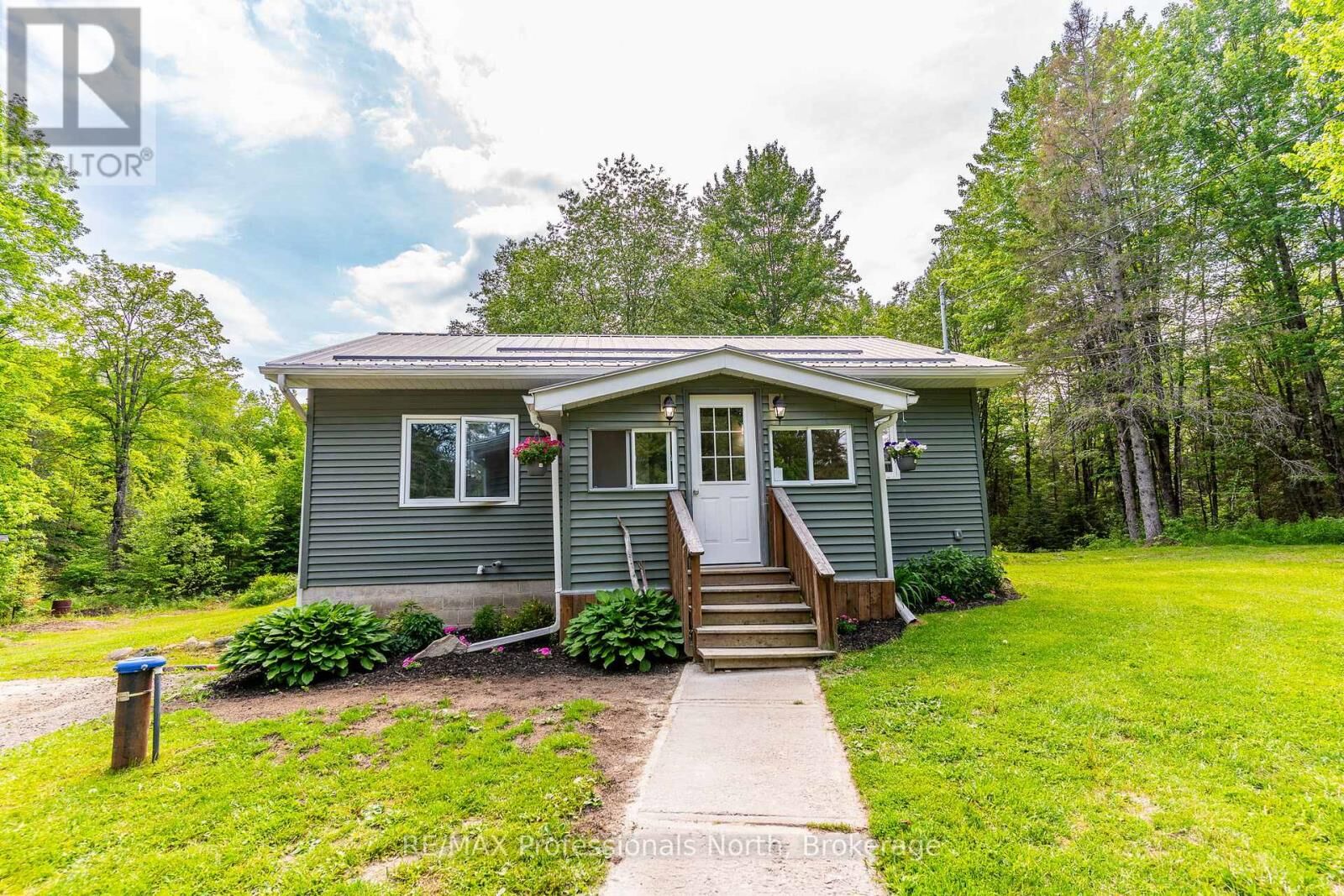 Property Photo: 17900 Highway 118 ON K0L 2Y0