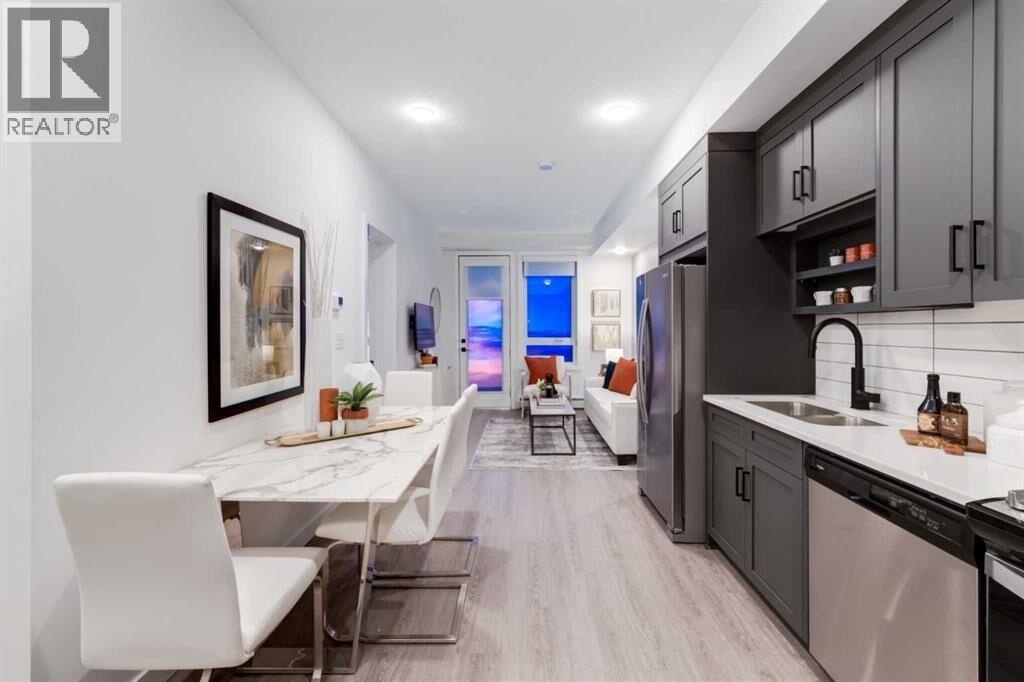 Property Photo:  3107 Warren Street Northwest  AB T3B 6N7 