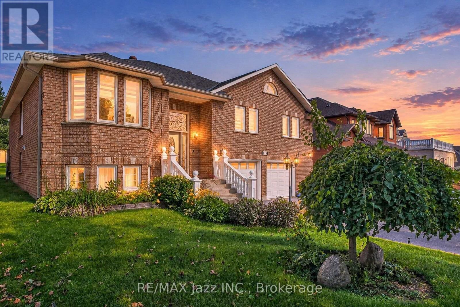 Property Photo:  119 Elizabeth Street  ON L1J 8L9 
