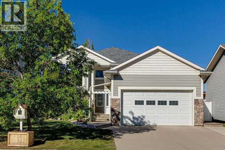 Property Photo:  47 Webster Drive  AB T4N 7G4 
