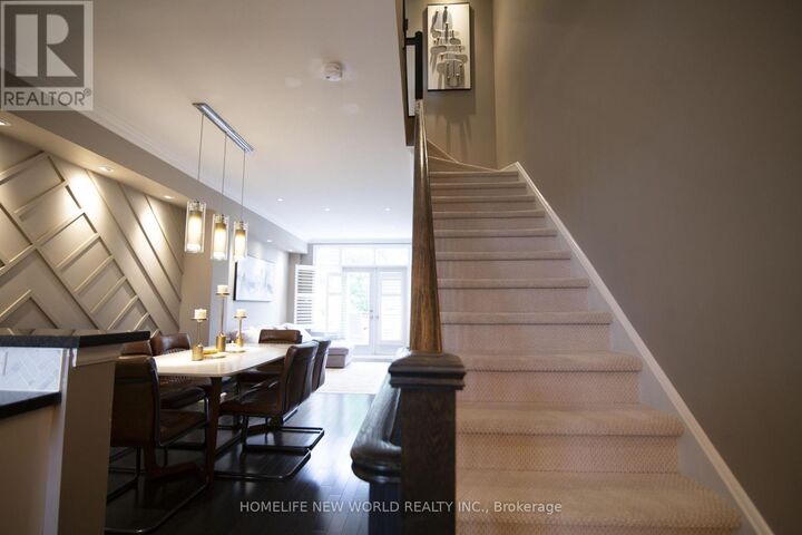Property Photo:  585A Oxford Street  ON M8Y 1E6 