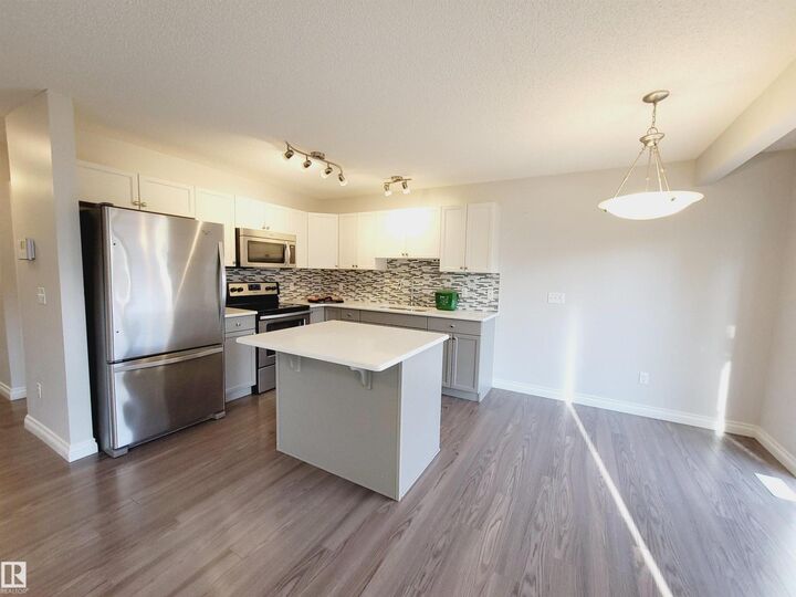 Property Photo:  #25 445 Brintnell Bv NW  AB T5Y 0V5 