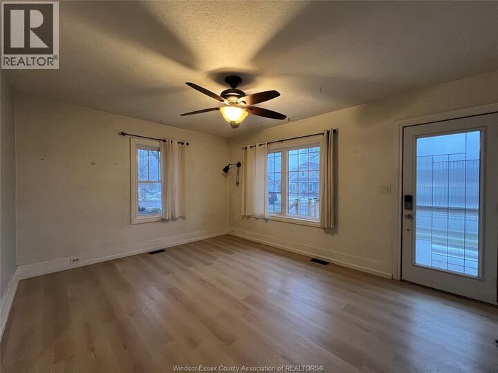 Property Photo: 41 Alexandra Room 1 ON N7M 1X9