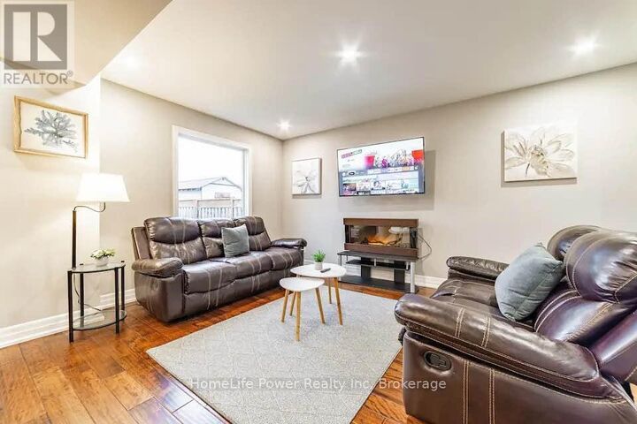 Property Photo:  463 Westheights Drive  ON N2N 1M3 