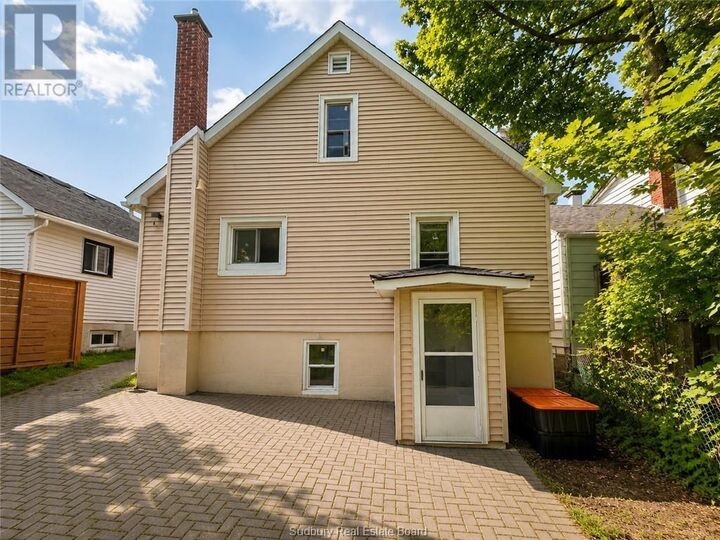 Property Photo:  879 Charlotte  ON P3E 4C5 