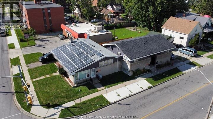 Property Photo:  3186 Wyandotte Street 2  ON N8X 1X6 