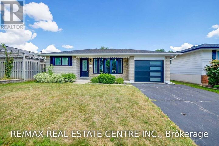 Property Photo:  2134 Meadowbrook Road  ON L7P 2A7 