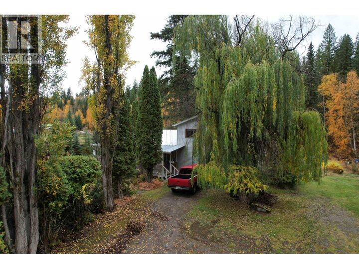 Property Photo:  2064 West Fraser Road  BC V2J 6J7 