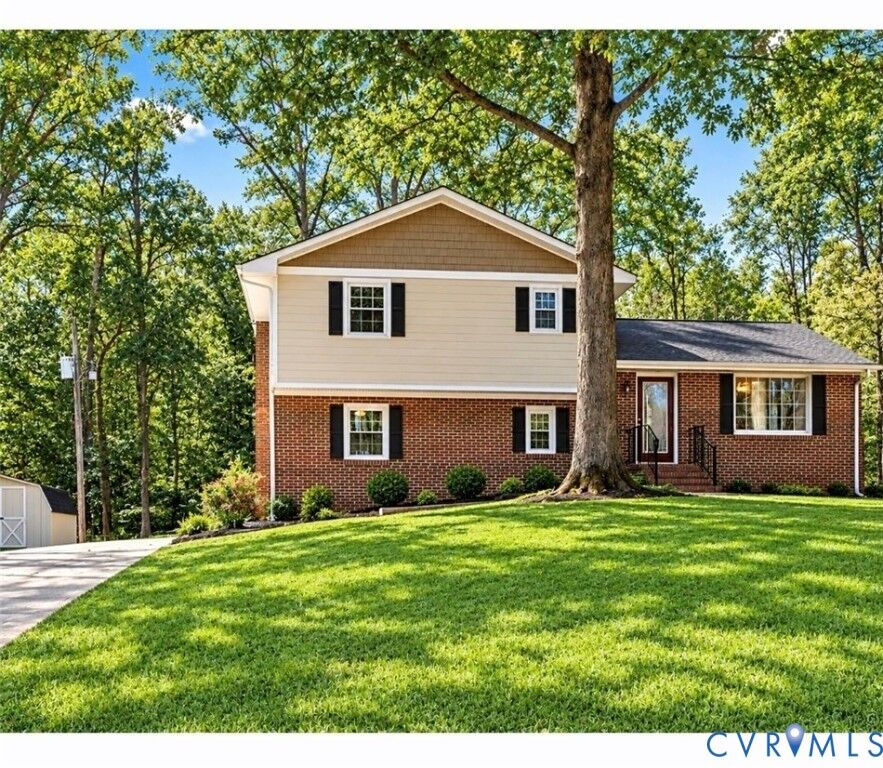 Property Photo:  16132 Rowlett Road  VA 23838 