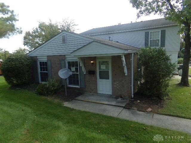 Property Photo: 16 Moonbeam Court 5A OH 45014