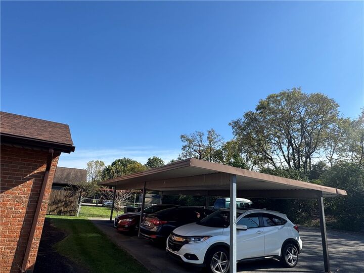 Property Photo: 786 Royal Ridge Drive B OH 45449