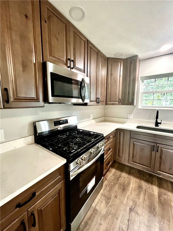Property Photo:  314 S 10th Street  IL 62441 