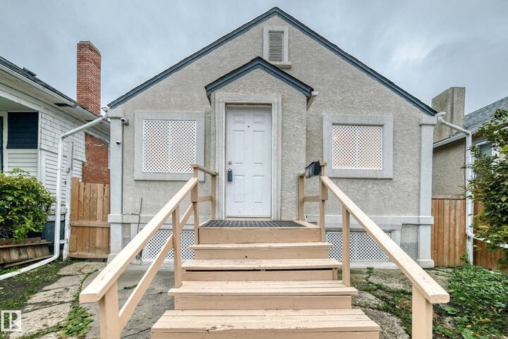 Property Photo:  11014 95 Street NW  AB T5H 2E8 
