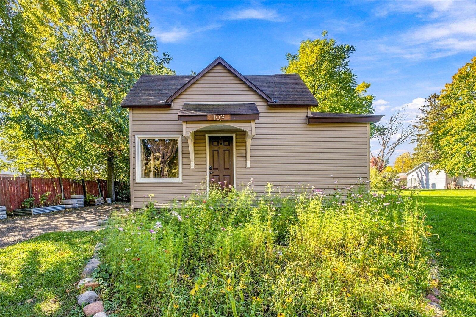 Property Photo: 109 Norelius Street MN 55040