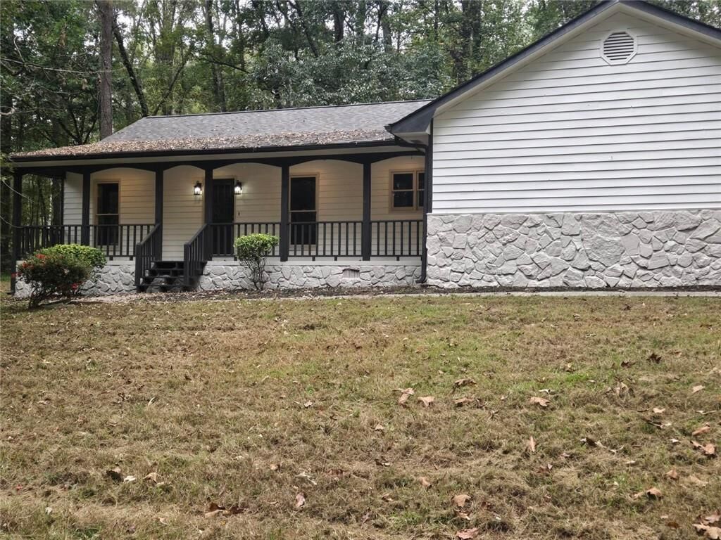 Property Photo:  5350 Hearn Road  GA 30294 