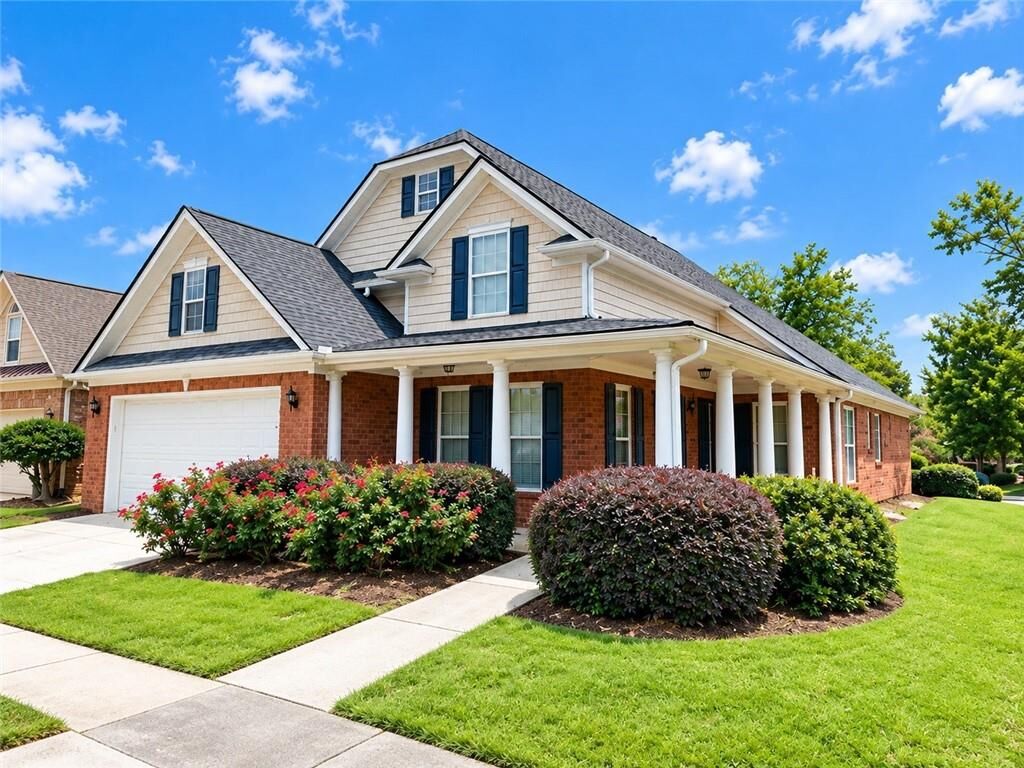 Property Photo:  2055 Hickory Station Circle  GA 30078 