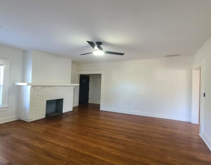 Property Photo:  39 Howard Street NE 2  GA 30317 