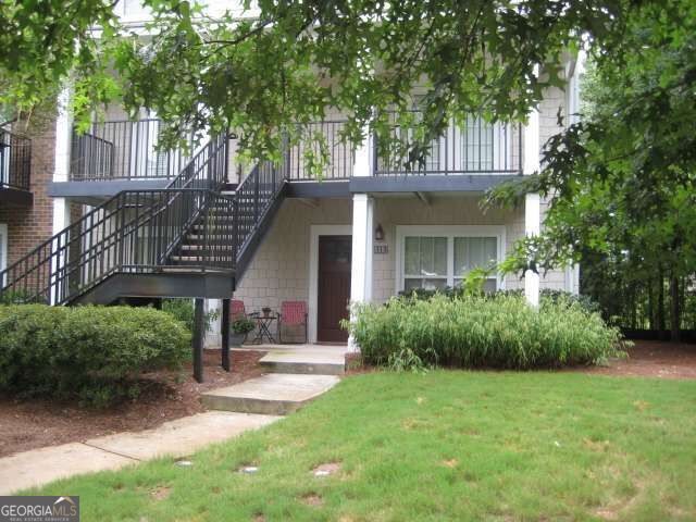 Property Photo: 490 Barnett Shoals Road 202 GA 30605