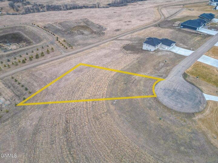 Property Photo:  8531 Norman Place  ND 58503 