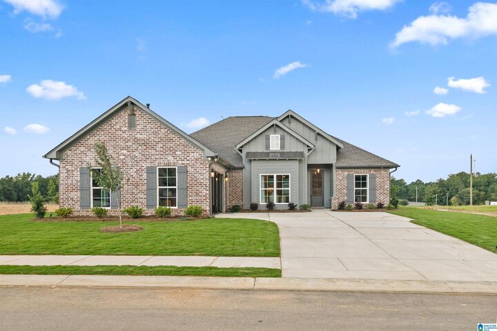 Property Photo:  6205 Hillbrook Blvd  AL 35173 