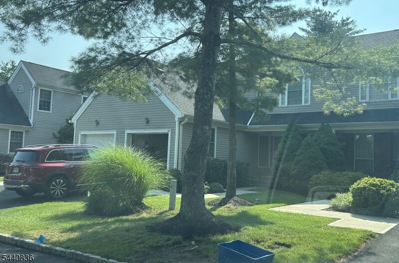 Property Photo:  42 Myrtle Ct  NJ 08889 