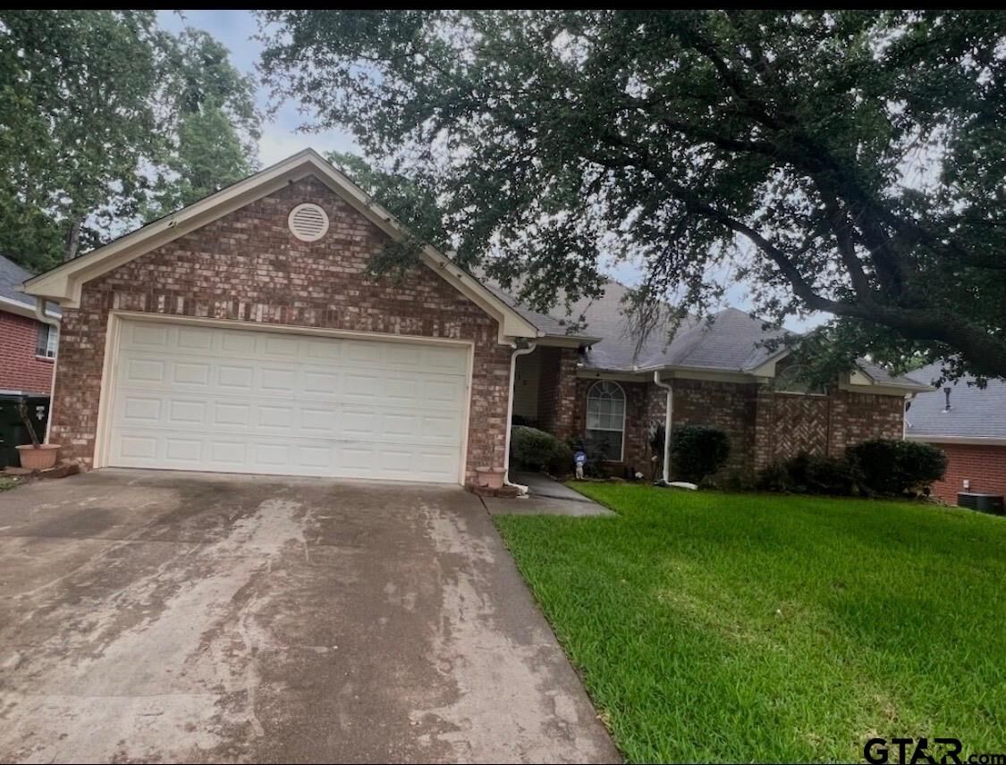 Property Photo:  410 Lemay Dr  TX 75704 