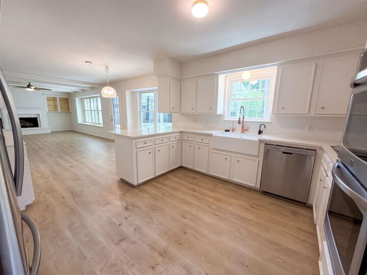 Property Photo: 6411 Bayonne Drive TX 77389