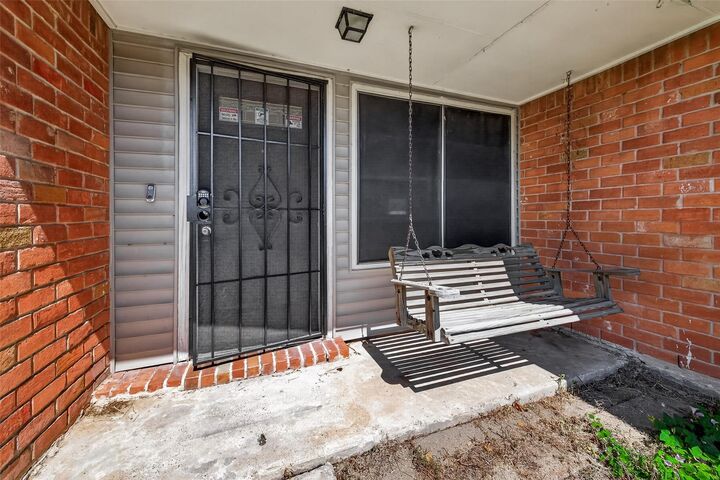 Property Photo:  10135 Shell Rock Road  TX 77571 