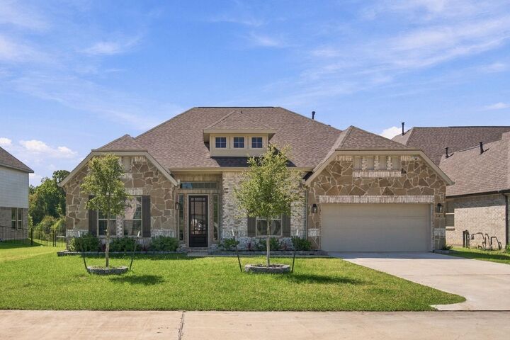 Property Photo: 224 Peninsula Point Drive TX 77356