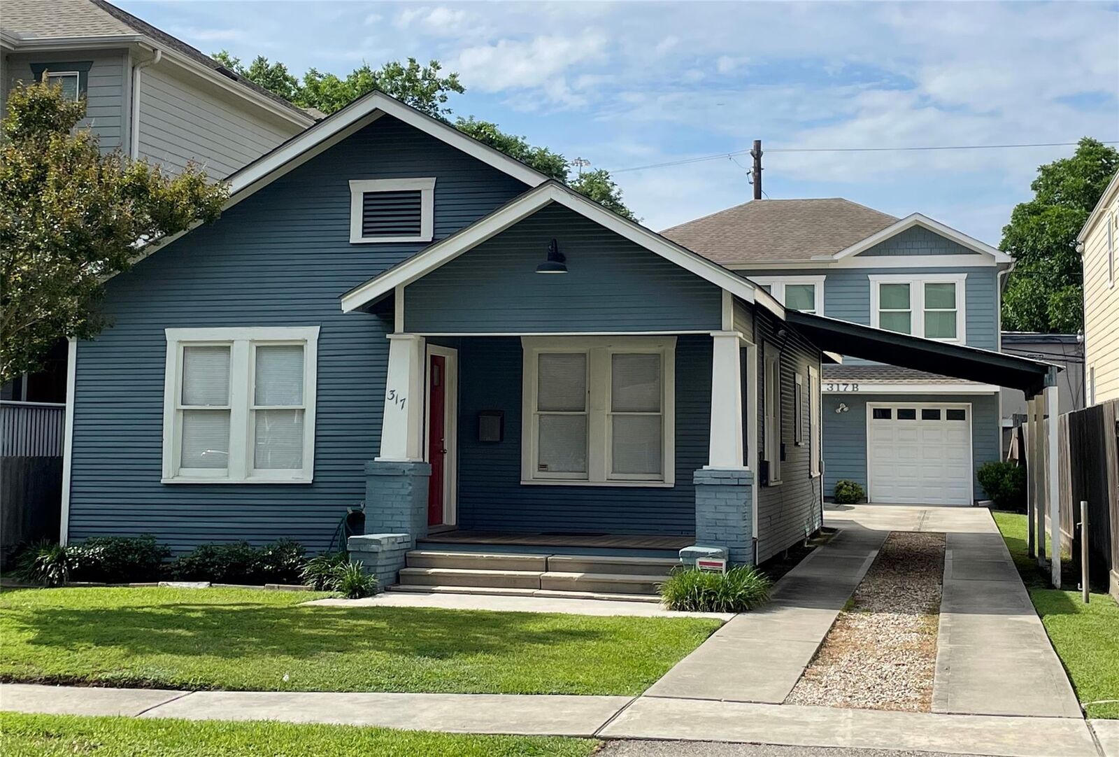 Property Photo: 317 W 26th Street TX 77008