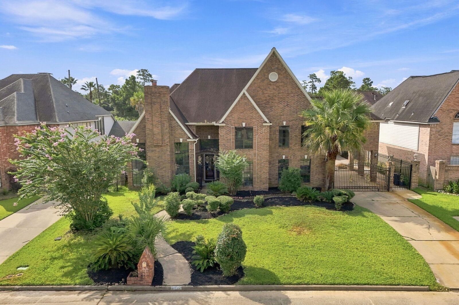Property Photo: 7611 Naremore Drive TX 77379