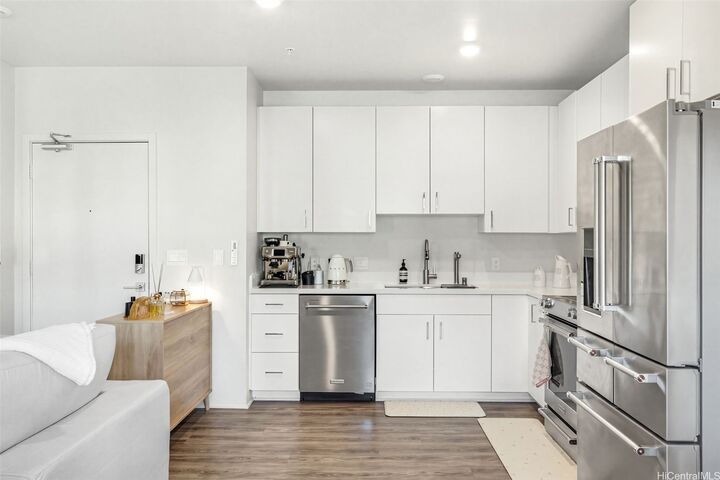 Property Photo:  91-3641 Iwikuamoo Street 2204  HI 96706 