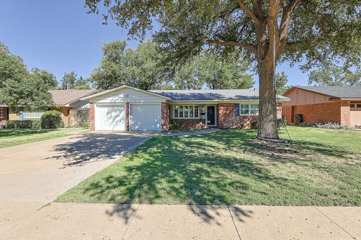 Property Photo: 3810 56th Street TX 79413