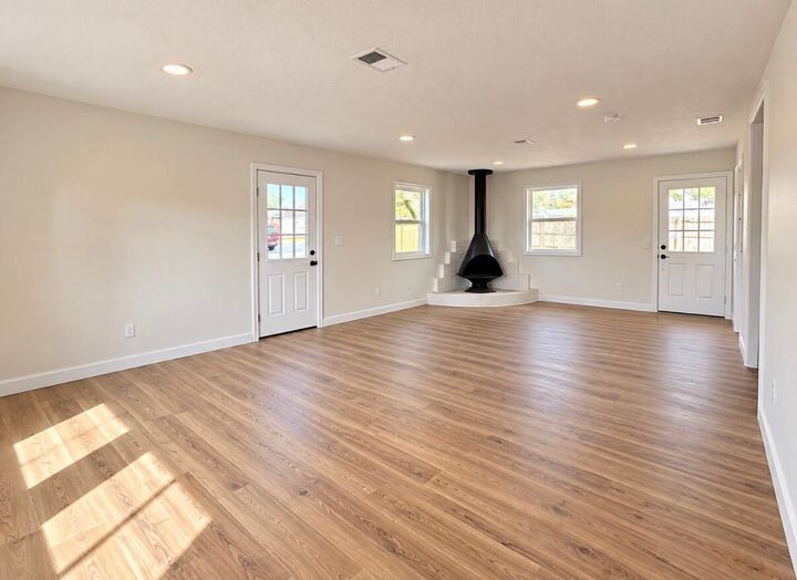 Property Photo:  401 Sunset Drive  KY 40342 