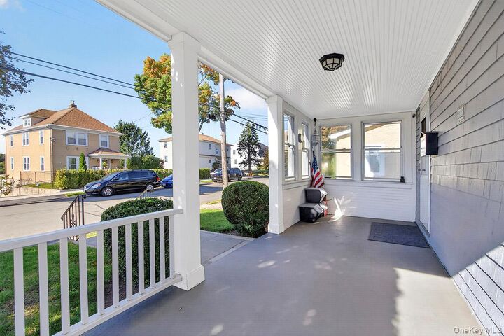 Property Photo:  200 Lakeview Avenue  NY 10604 