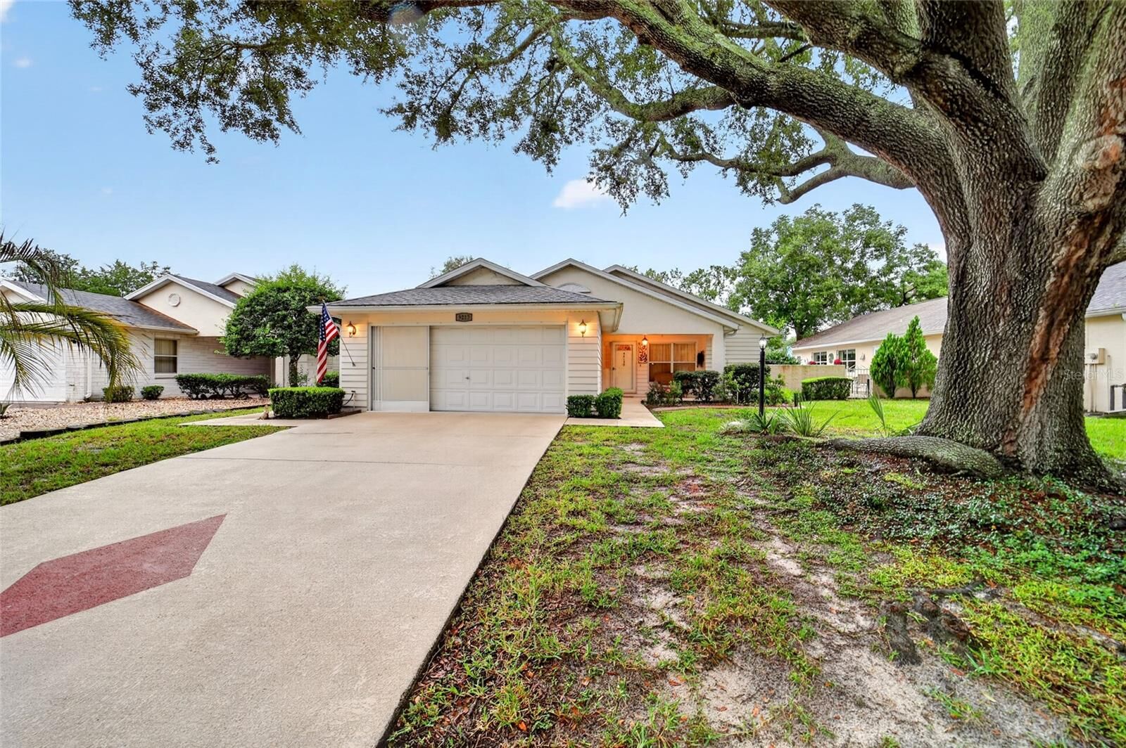 Property Photo:  9213 SW 91st Circle  FL 34481 