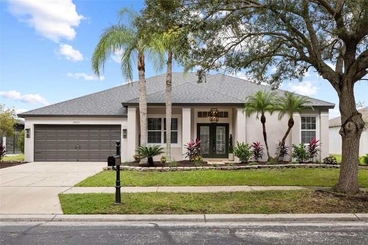 Property Photo:  19015 Fern Meadow Loop  FL 33558 