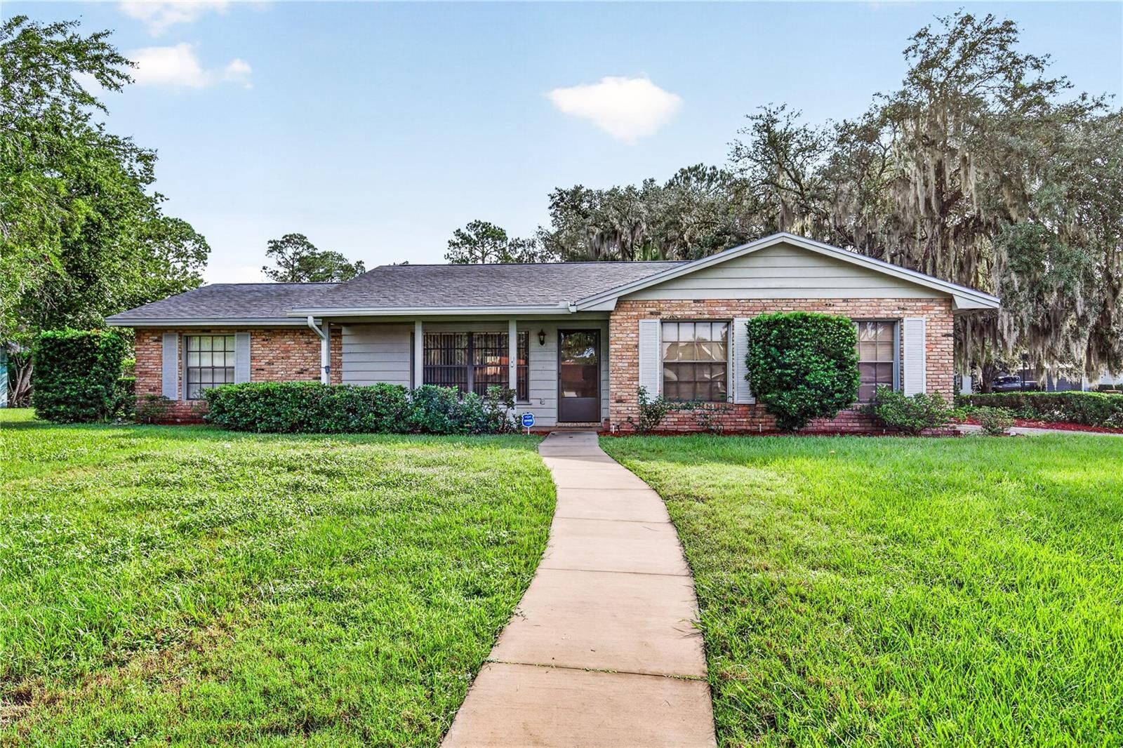 Property Photo: 3029 Pine Cove Place FL 32726