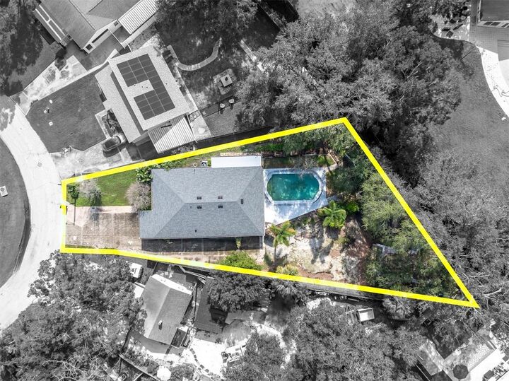Property Photo: 4726 W Tambay Avenue FL 33611