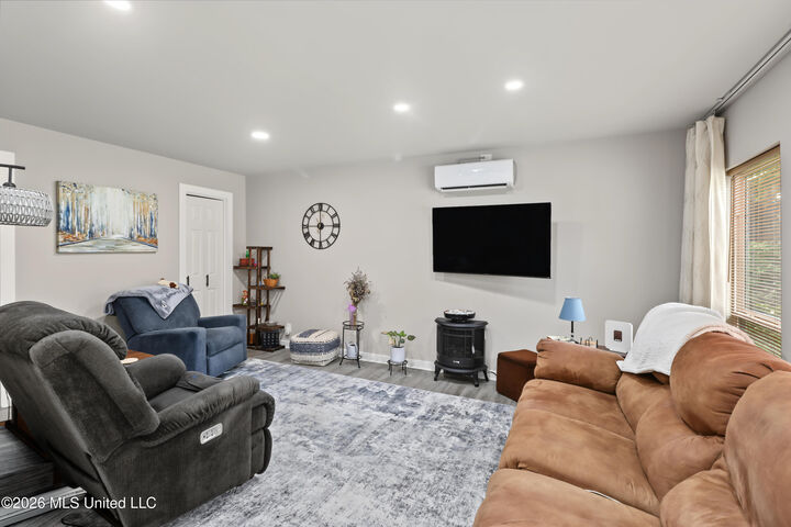 Property Photo:  342 Rich Avenue  MS 39531 
