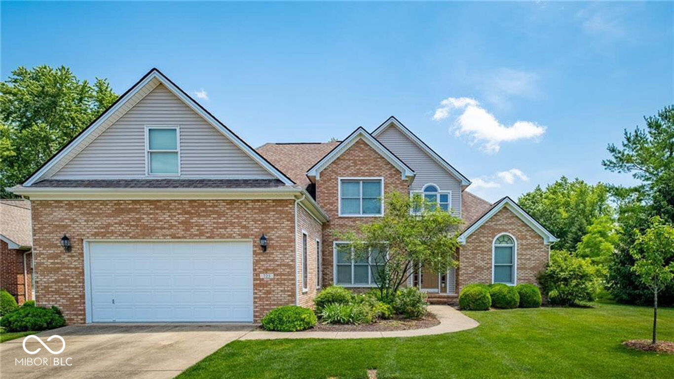 Property Photo:  725 Greystone Court  IN 47201 