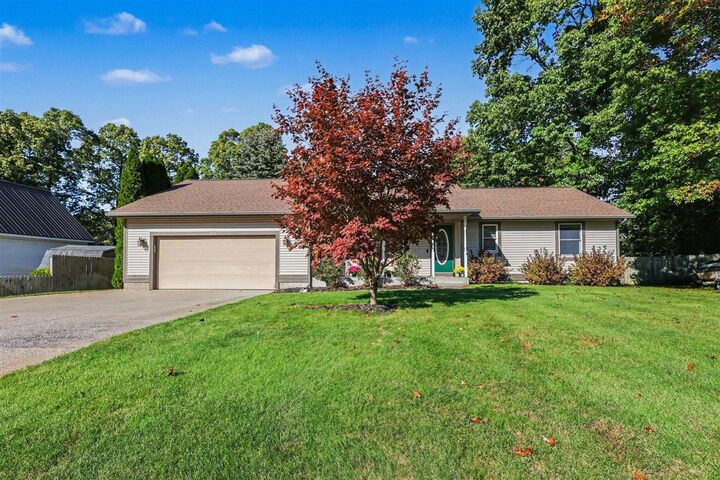 Property Photo: 3872 Forest Edge Road MI 49442-2792