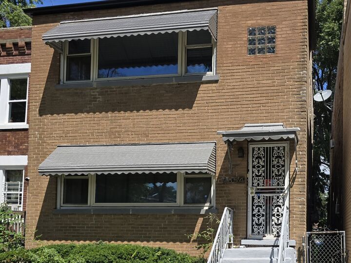Property Photo: 4854 W Thomas Street IL 60651