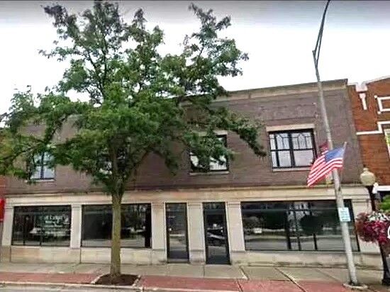 Property Photo:  9 W Quincy Street A  IL 60559 