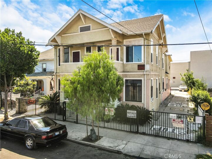 Property Photo: 134 E 31st Street CA 90011