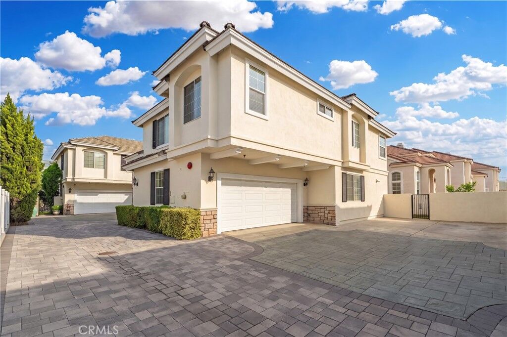 Property Photo:  417 California Street F  CA 91006 