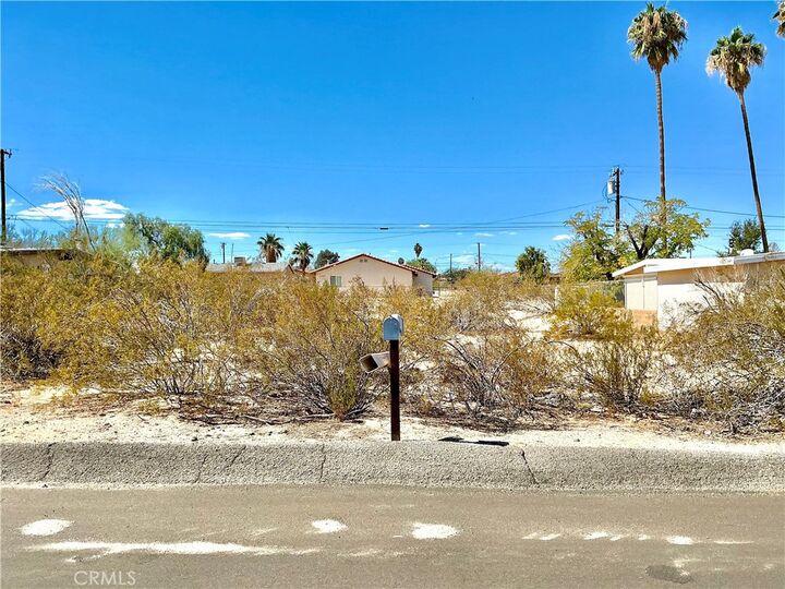 Property Photo: 5550 Abronia CA 92277