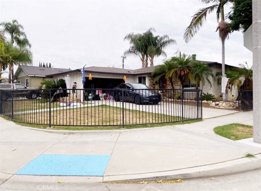 Property Photo: 11906 Nashville CA 90638
