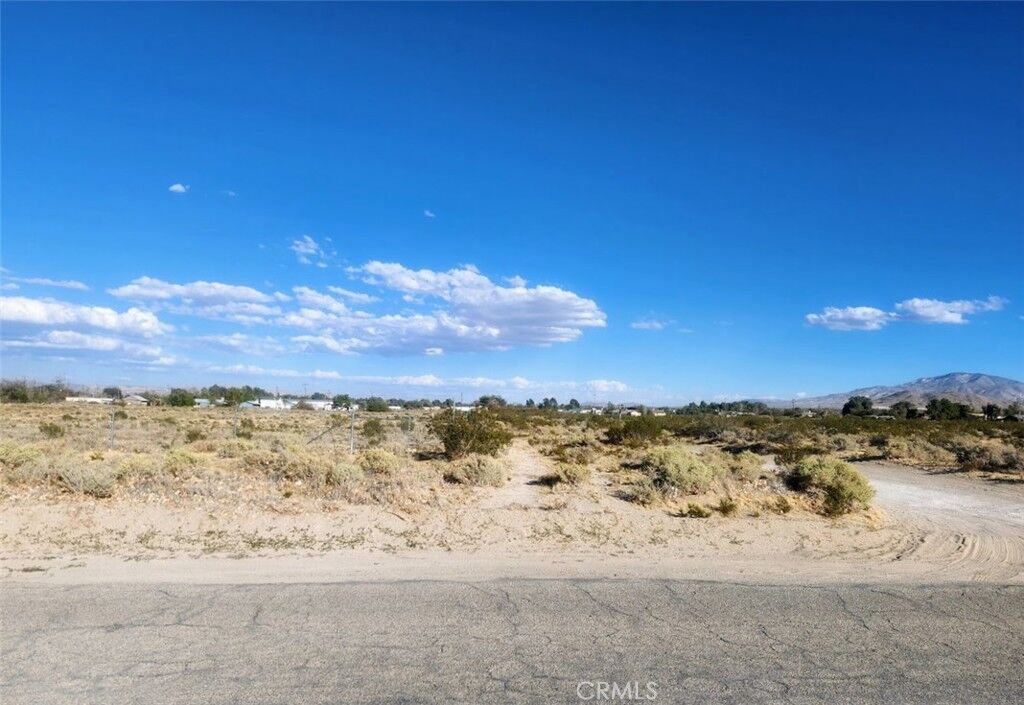 Property Photo: 10425 Cody CA 92356