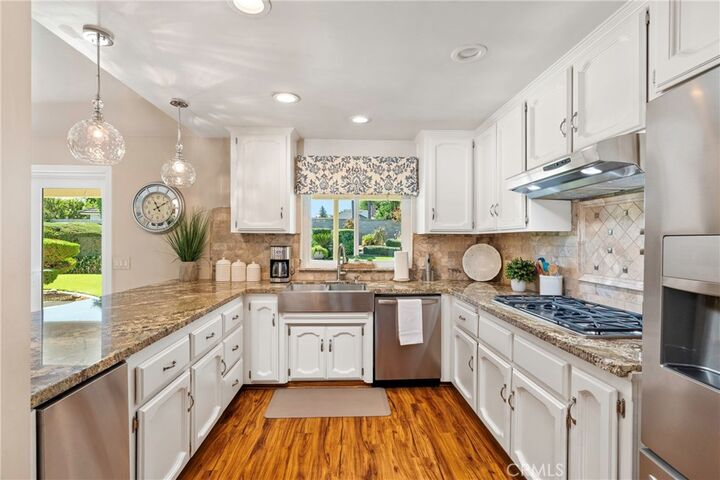 Property Photo:  12107 Red Rose Way  CA 93312 